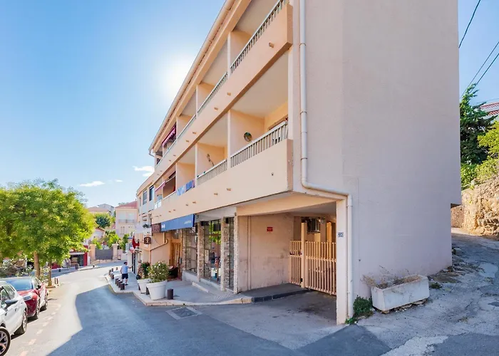 Apartment De La 2 Etoiles - Welkeys Bandol