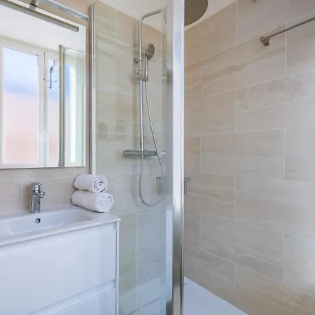 Apartment De La 2 Etoiles - Welkeys